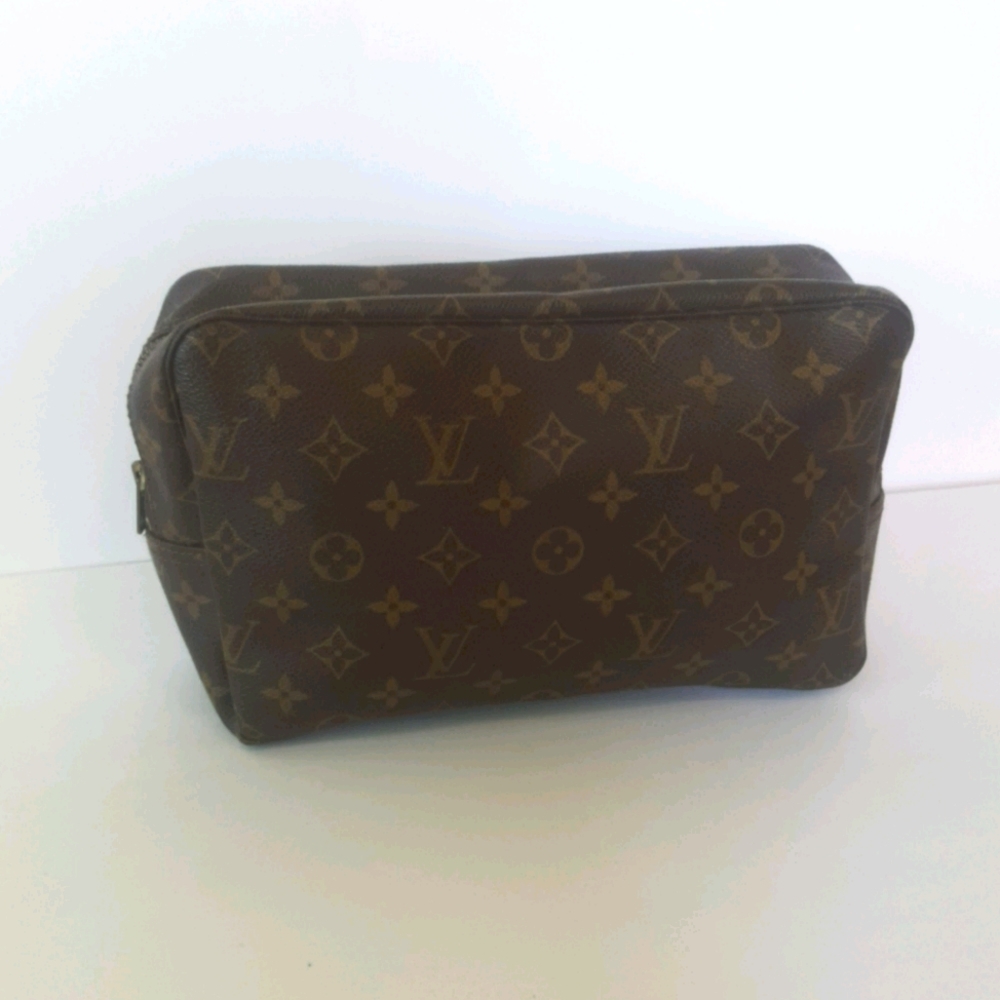 Old Louis Vuitton travel  pouch